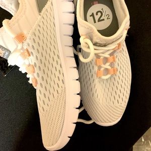 Reebok Girl’s sneakers Brand New